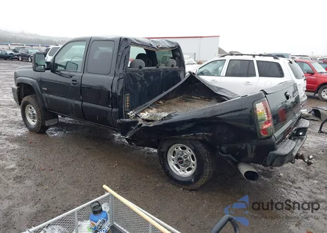 2004 Chevrolet Silverado 2500Hd Ls from USA, damaged, VIN 1GCHK29264E397588